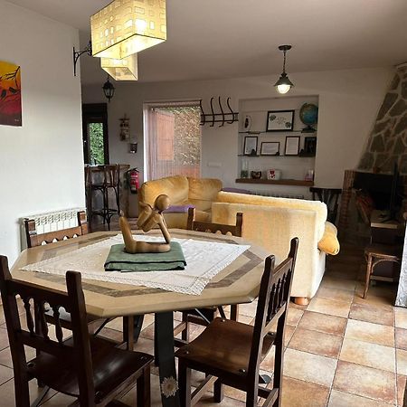 Vivienda De Uso Turistico El Nido Pension La Serrada Buitenkant foto