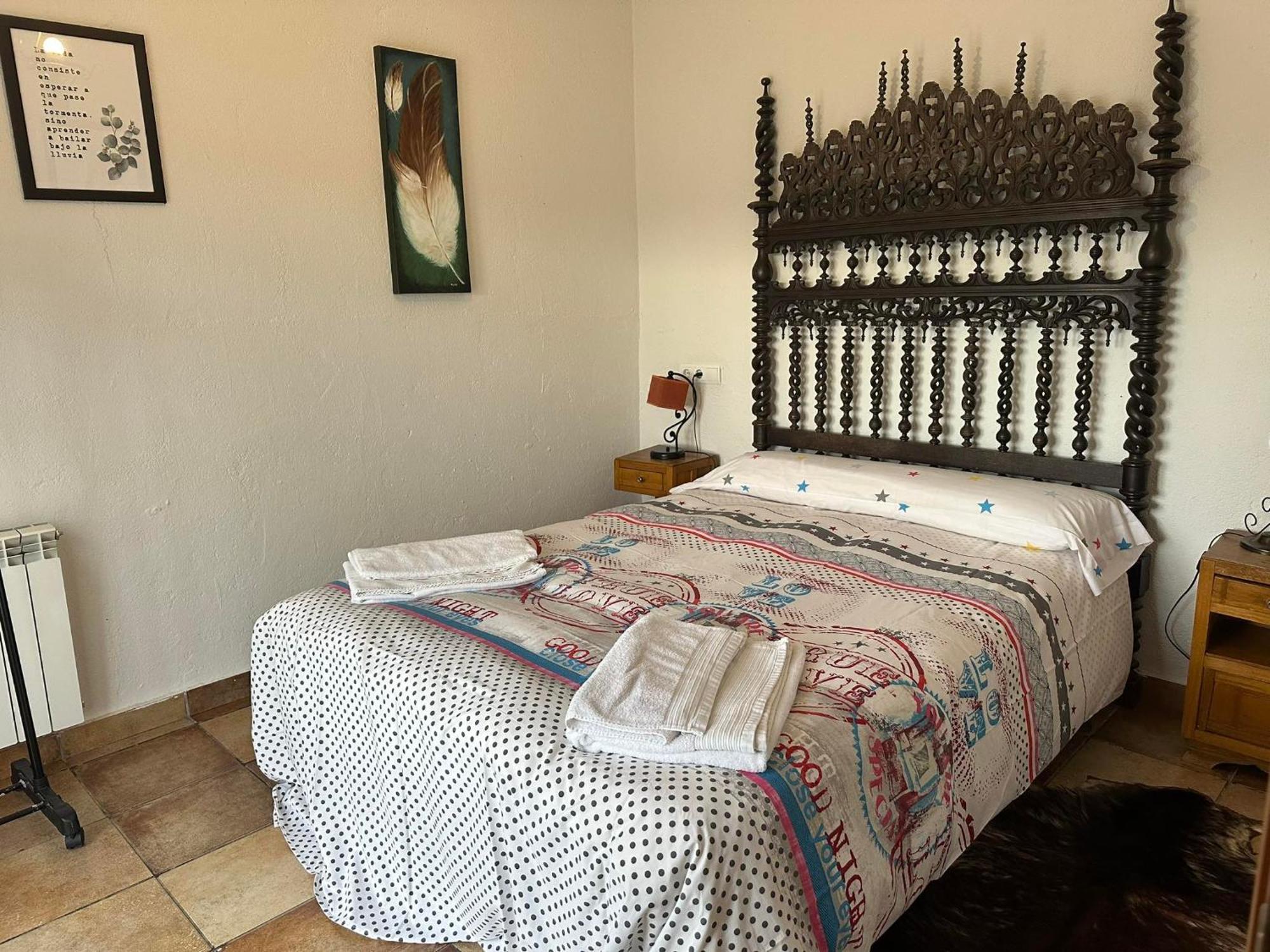Vivienda De Uso Turistico El Nido Pension La Serrada Buitenkant foto