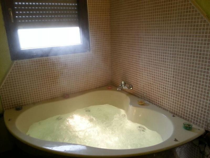 Vivienda De Uso Turistico El Nido Pension La Serrada Buitenkant foto